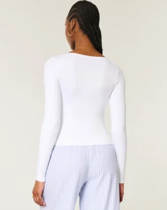 Top de cuello cuadrado de tejido elástico suave sin costuras