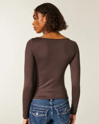 Top de manga larga sin costuras con cuello en V