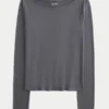 Top de manga larga sin costuras con cuello en V