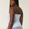 Top sin tirantes con estampado gráfico y ribete acanalado