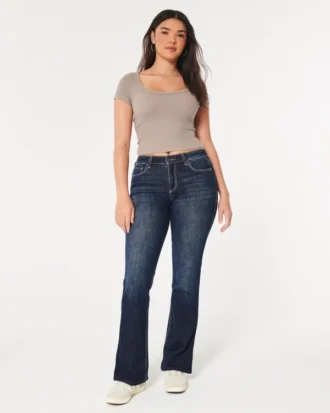 Vaqueros bootcut de talle medio y lavado oscuro