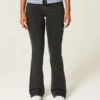 Vaqueros bootcut negros lavados de talle bajo