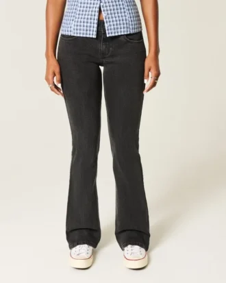 Vaqueros bootcut negros lavados de talle bajo