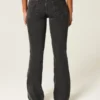 Vaqueros bootcut negros lavados de talle bajo