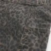 Vaqueros holgados con estampado de leopardo Vaqueros holgados con estampado de leopardo