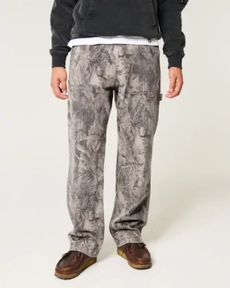 Vaqueros holgados de carpintero con estampado de camuflaje