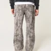 Vaqueros holgados de carpintero con estampado de camuflaje
