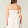 Vestido babydoll bordado sin tirantes