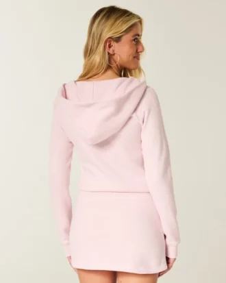 Vestido de manga larga con capucha y forro polar