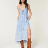 Vestido largo asimétrico con cuello halter