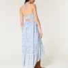 Vestido largo asimétrico con cuello halter