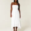 Vestido largo sin tirantes con fruncidos