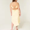 Vestido midi con dobladillo asimétrico Vestido midi con dobladillo asimétrico
