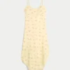 Vestido midi con dobladillo asimétrico Vestido midi con dobladillo asimétrico