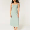 Vestido midi con espalda abierta y mezcla de lino