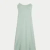 Vestido midi con espalda abierta y mezcla de lino