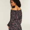 Vestido tejido con hombros al aire