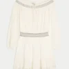 Vestido tejido con hombros al aire